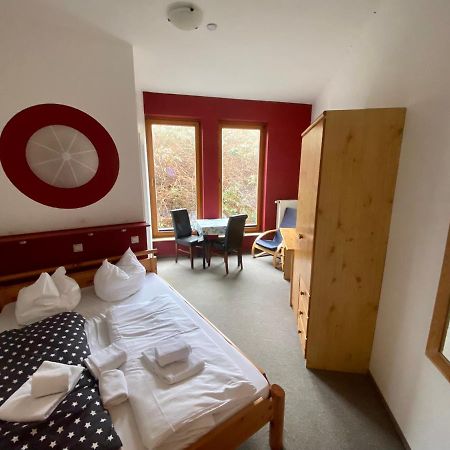 Pension Sassnitz Atelierhaus ภายนอก รูปภาพ